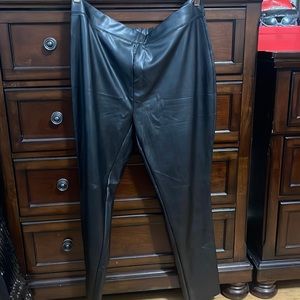 Ashley Stewart Plus Size Faux Leather Leggings Size 22/24
